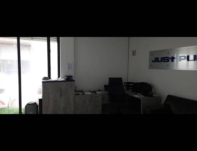 INDUSTRIAL PROPERTY TO RENT IN BONNIE BRAE